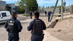 En el barrio se detectó a varios vecinos colgados de la electricidad 2 veces en menos de una semana. En el barrio se detectó a varios vecinos colgados de la electricidad 2 veces en menos de una semana.