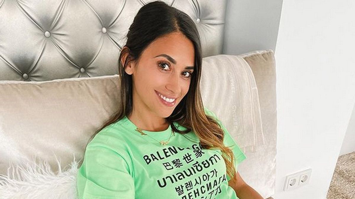 Antonela Roccuzzo posteó desde el avión una foto sensacional