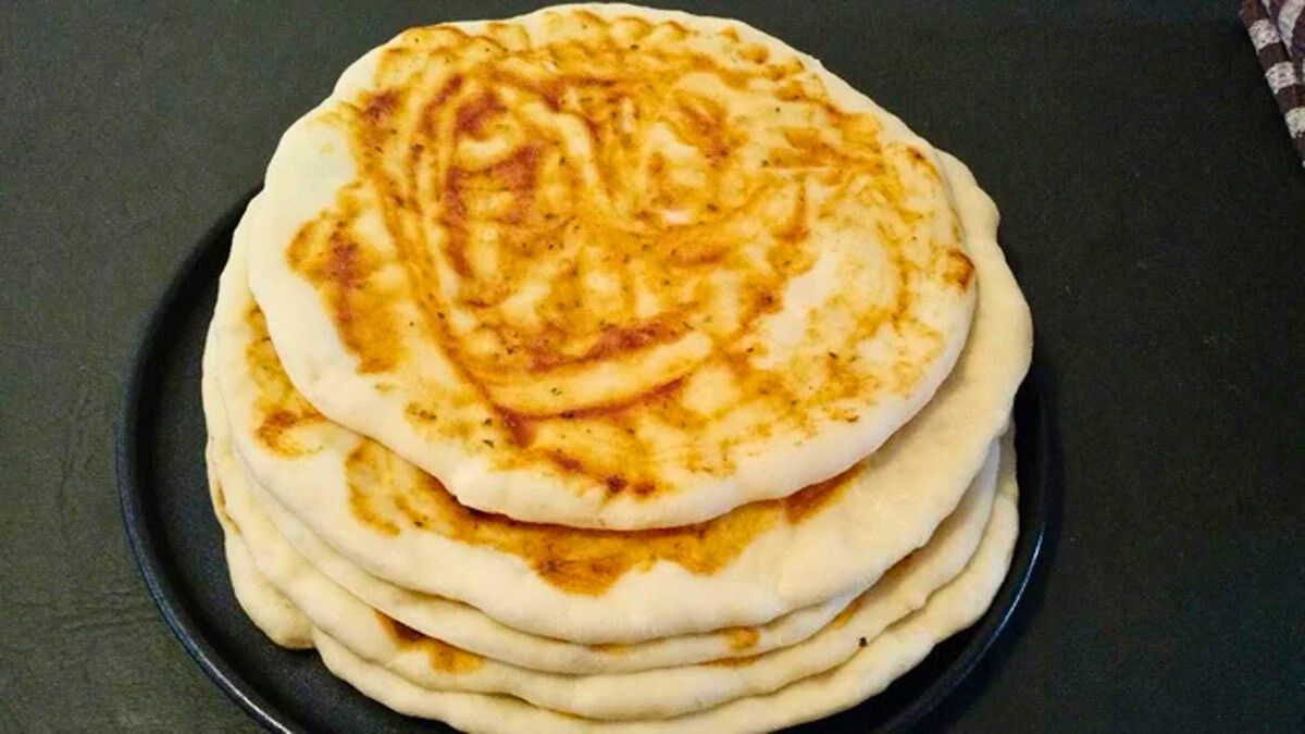 Es muy práctico hornear prepizzas caseras con esta fácil receta y disfrutarlas cuando haya ganas de comer unas ricas pizzas.