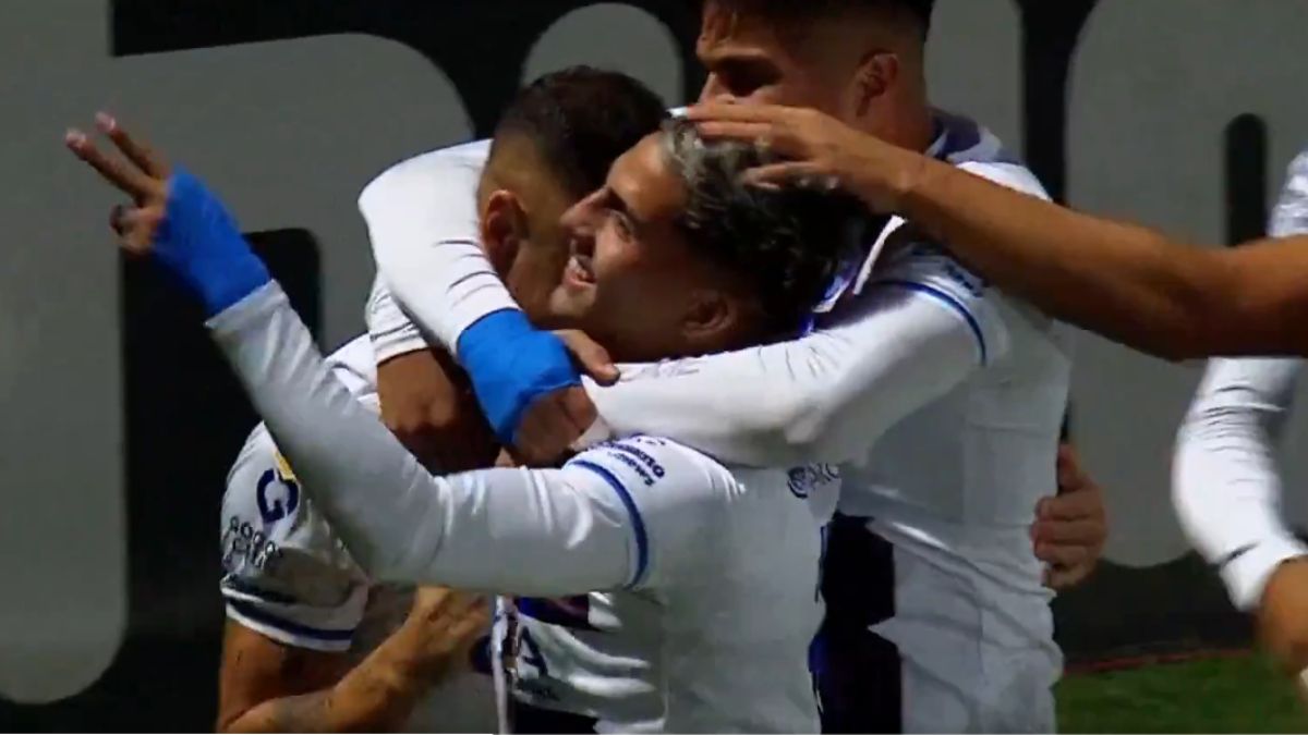 Godoy Cruz ya clasificado a los cuartos de final recibirá a Sarmiento de Junín.