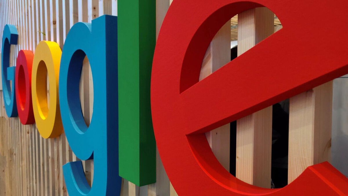 Google despidIó a un equipo entero de ingenieros: los sustituirá por otros más baratos Google despidIó a un equipo entero de ingenieros: los sustituirá por otros más baratos
