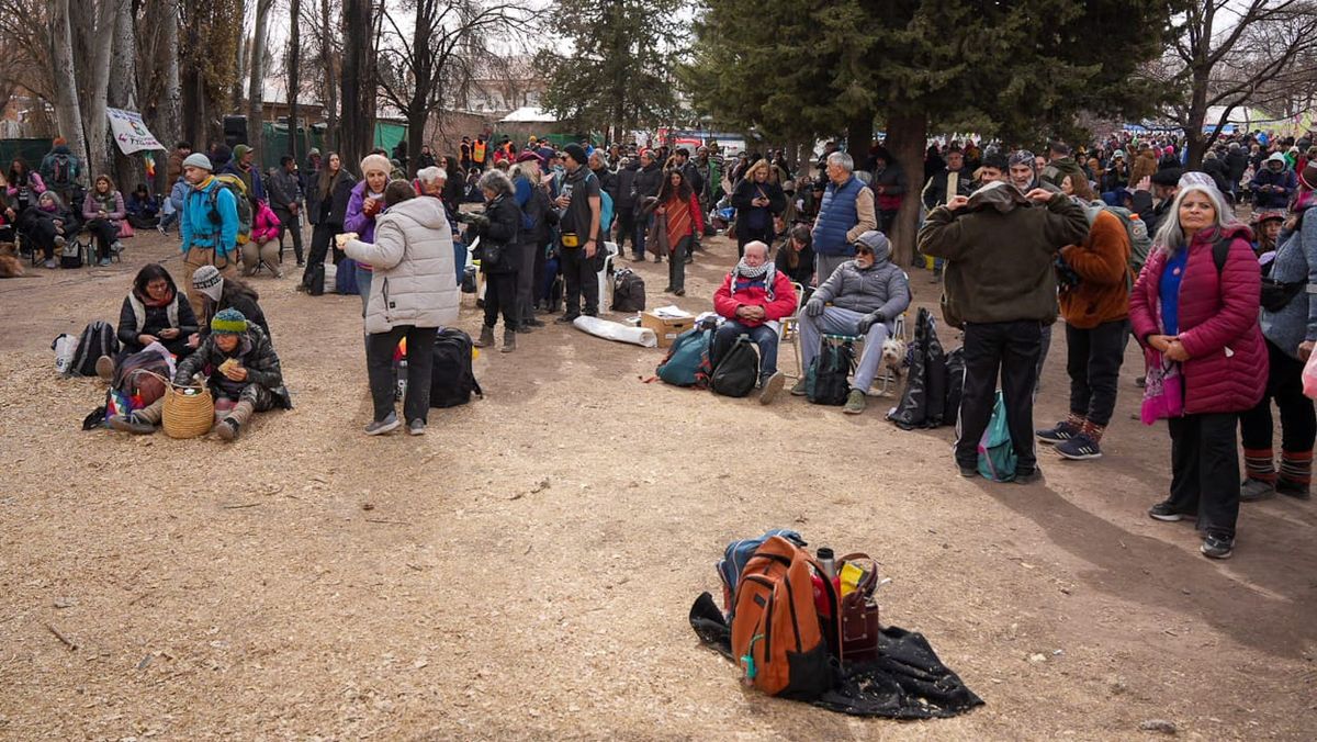 Los antimineros reunidos en Uspallata. Los antimineros reunidos en Uspallata.