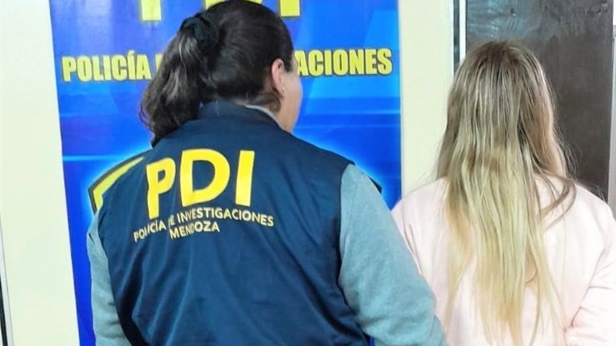 Una de las detenidas por estafas.