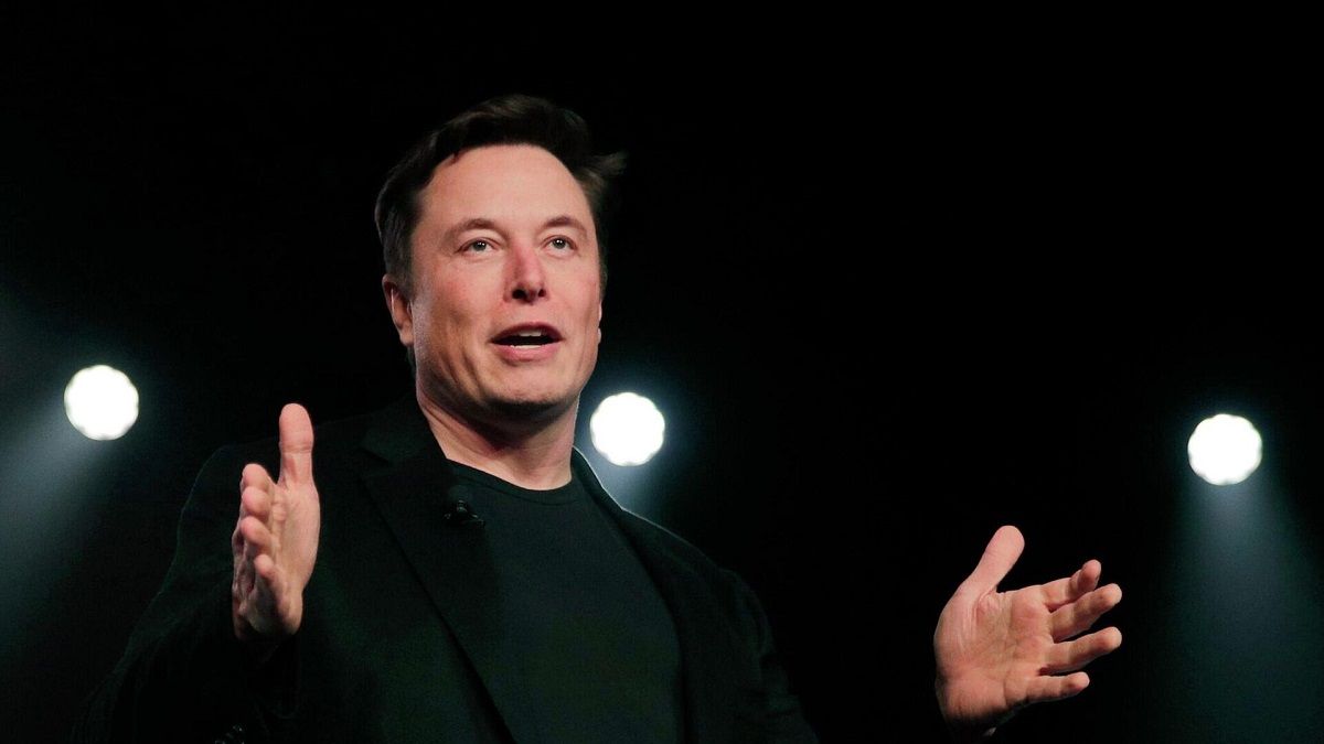 Elon Musk quiere entrar a competir con fuerza al mundo de la inteligencia artificial.