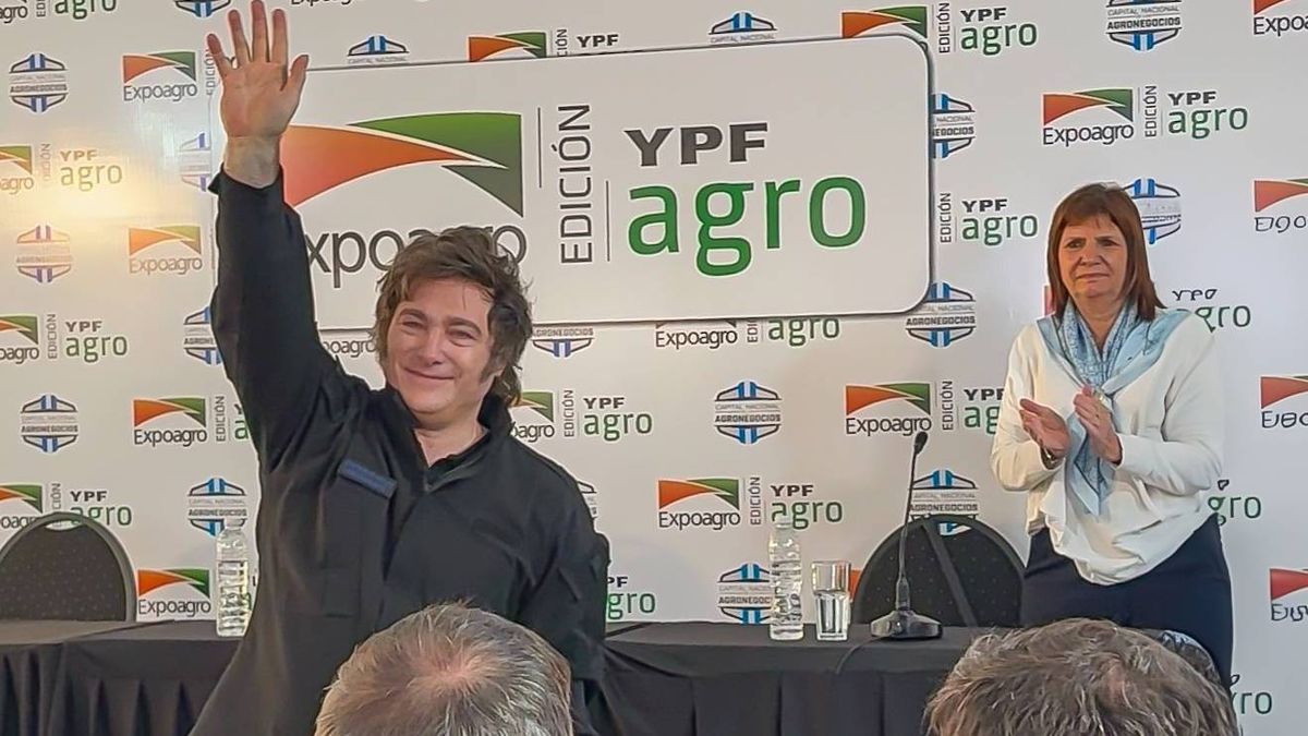 Javier Milei estuvo junto a la ministra de Seguridad, Patricia Bullrich, en la Expoagro.