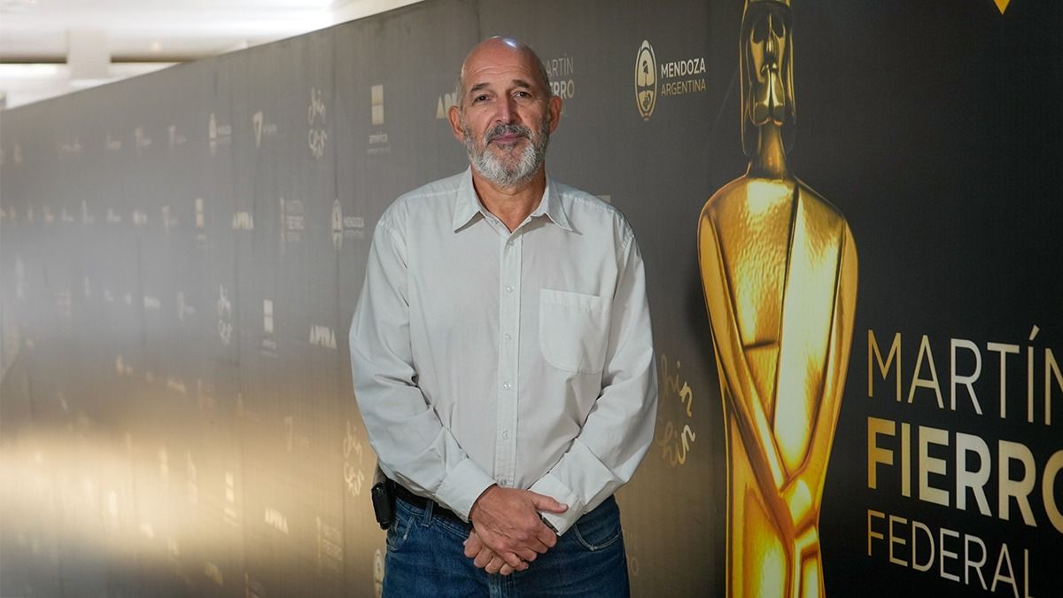 Sergio Dimaría ha sido nominado al Martín Fierro por su trabajo periodístico en El Siete. Fotos: Martín Pravata Sergio Dimaría ha sido nominado al Martín Fierro por su trabajo periodístico en El Siete. Fotos: Martín Pravata