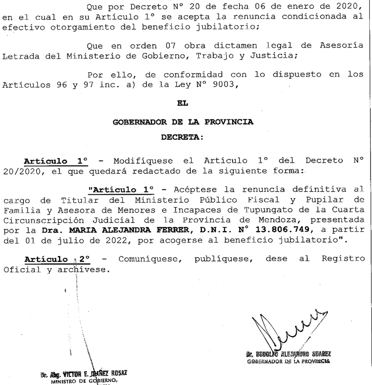 El decreto que oficializa la renuncia de Ferrer.