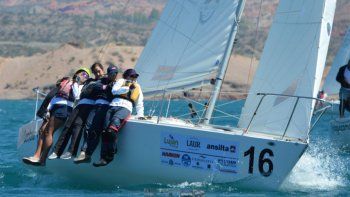 Cambury, el barco tripulado por mujeres que es la revelación de la Clase J24