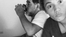 Maradona y una selfie ¿sexy? desde la cama