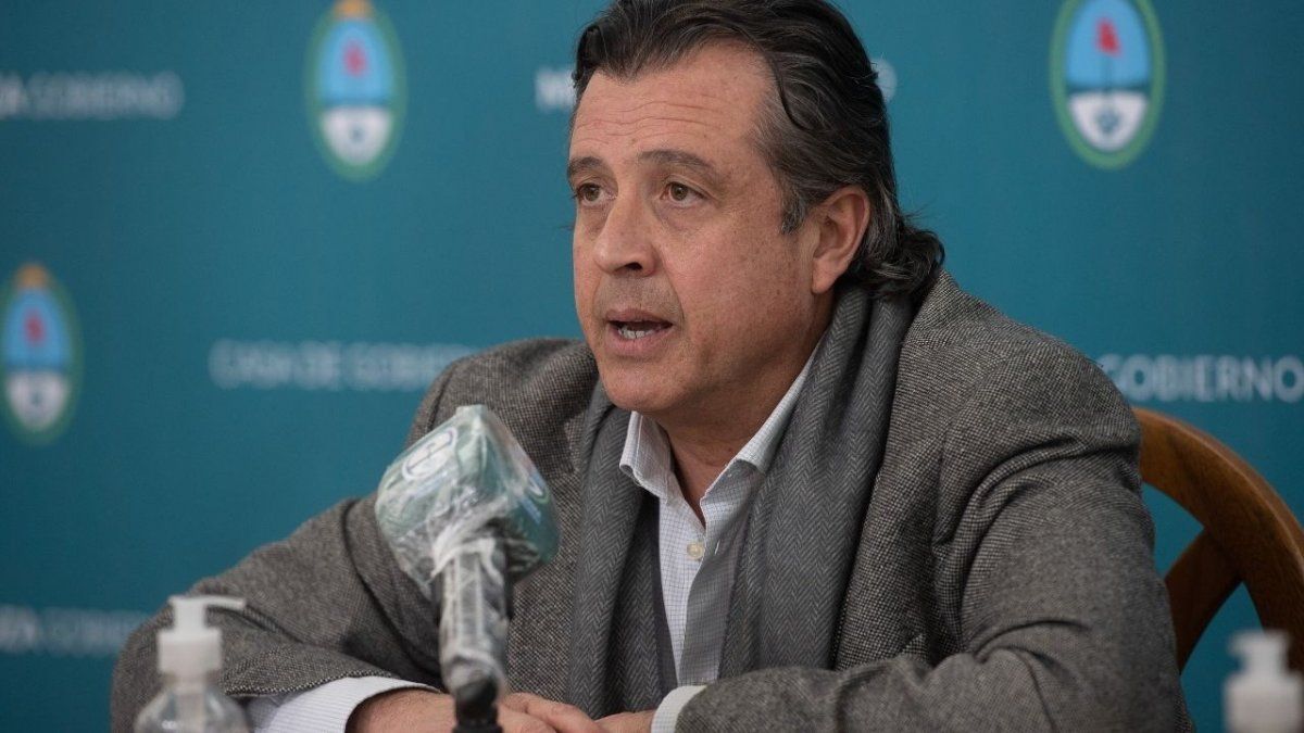 El ministro de Gobierno, Víctor Ibáñez, admitió que evalúan dar un bono o reconocimiento extra al personal de Salud, pero aún no hay monto ni momento en que se podría pagar.