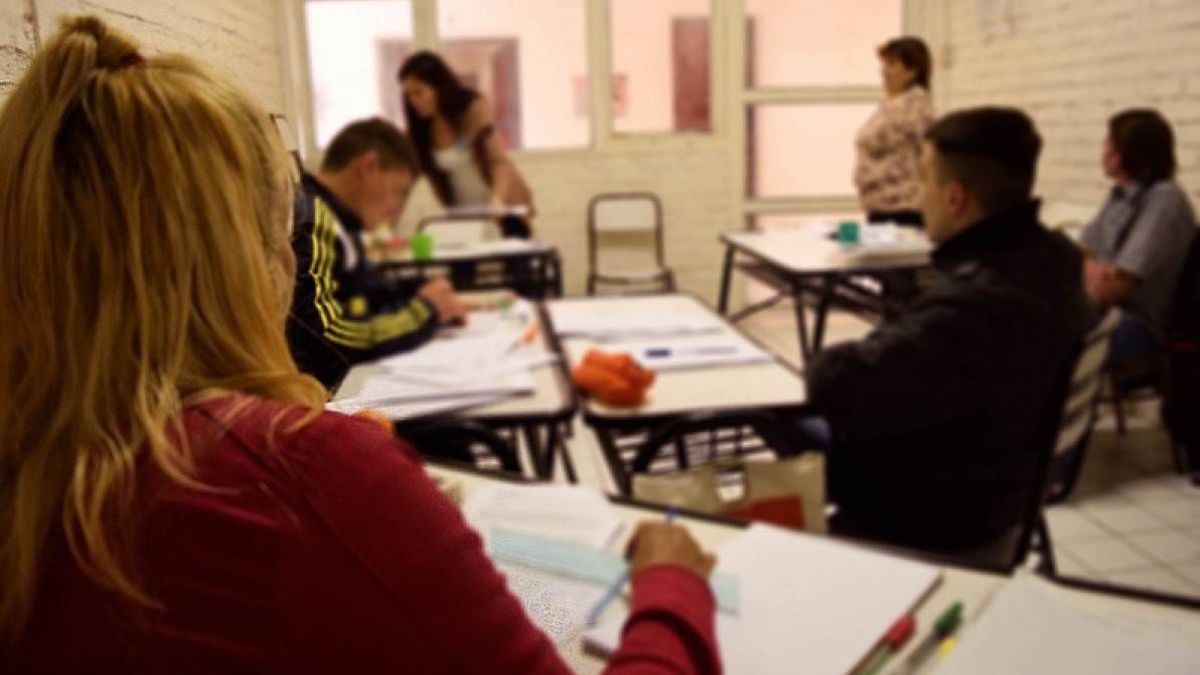 La modalidad del curso de la UNCuyo será mixta: presencial y virtual. La modalidad del curso de la UNCuyo será mixta: presencial y virtual.