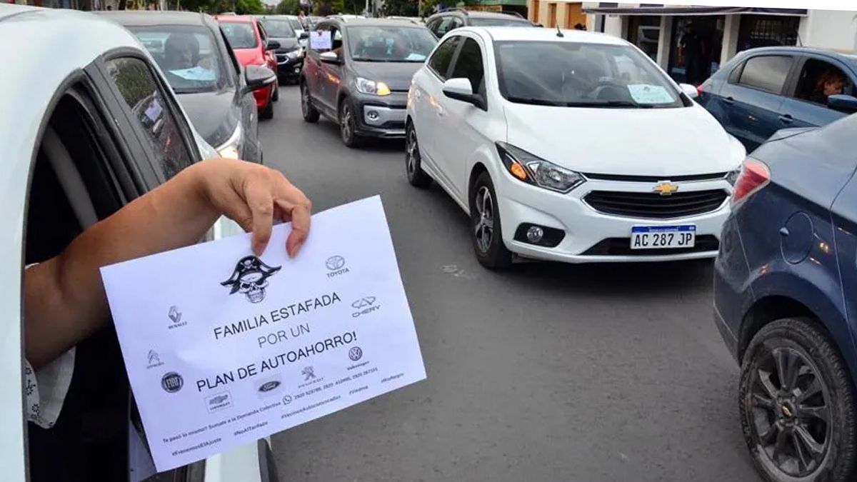 Comercio Interior de la Nación imputó a ocho empresas de planes de ahorro previo por incumplimientos de la obligación legal de publicar los contratos modelo.