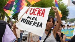 Protesta antiminera hubo este sábado en Uspallata y fue sin incidentes a diferencia del viernes. Fotos: Raúl Zalazar
