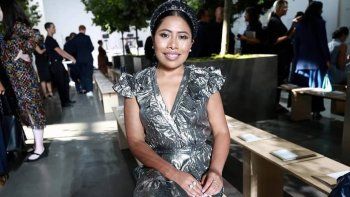 La mexicana Yalitza Aparicio vivió una noche llena de glamour en un desfile