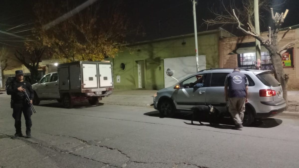 Imágenes del operativo en Maipú. Imágenes del operativo en Maipú.