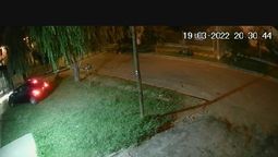 Resistió. Le dispararon para robarle su auto y se defendió a los piedrazos.
