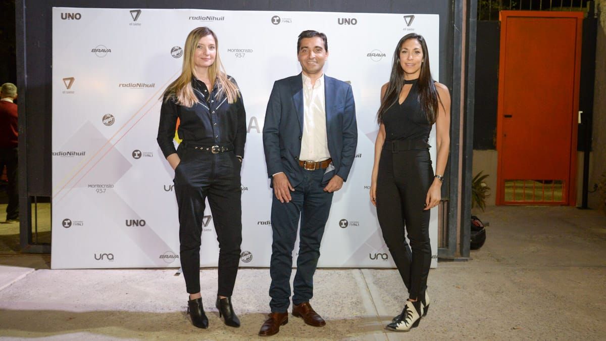 Paola Piquer, gerenta editorial, Gustavo Carrillo, gerente general Grupo América Cuyo junto a Sabrina Salvi, gerenta comercial.