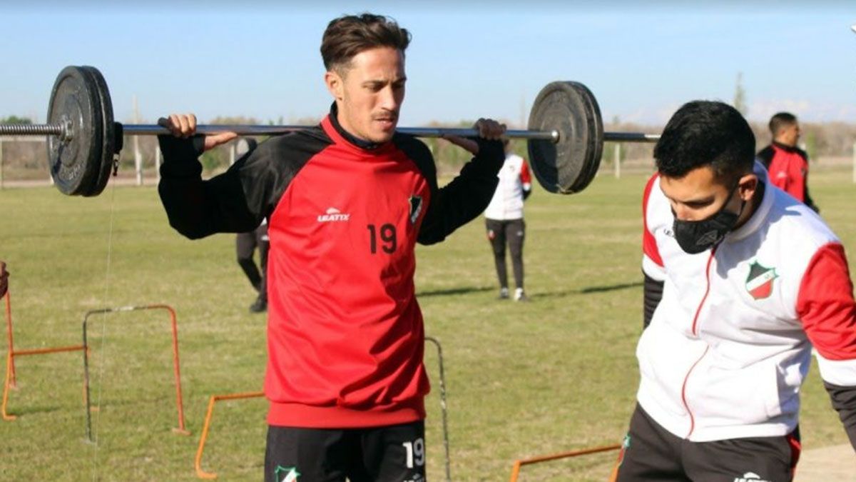 Federico Illanes, el volante del Cruzado. Foto: gentileza Prensa Deportivo Maipú.
