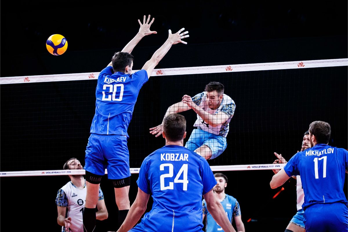 Agust&iacute;n Loser marc&oacute; 10 puntos en la derrota ante Rusia.