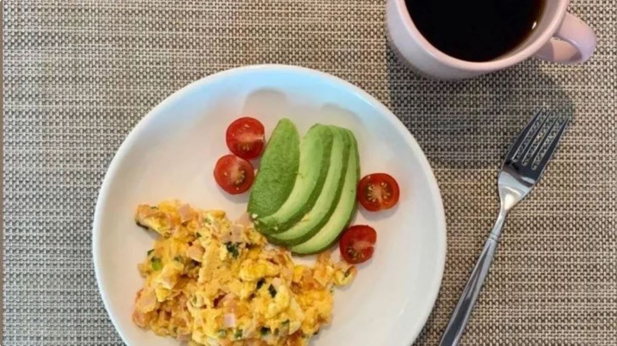 ¡Es un afano! Un robo: fue a desayunar a la costa y le cobraron 7 "lucas".