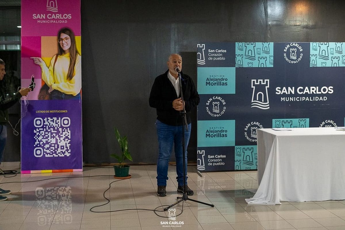 El acto contó con la presencia del Intendente Municipal, Dr. Alejandro Morillas. El acto contó con la presencia del Intendente Municipal, Dr. Alejandro Morillas.