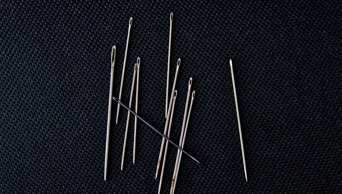 Siempre es bueno tener agujas de repuesto por si se pierden o rompen Siempre es bueno tener agujas de repuesto por si se pierden o rompen