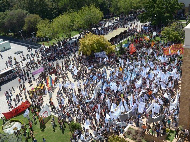 El SUTE votó una huelga de 48 horas para el lunes y martes y sube la presión al gobierno
