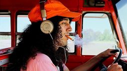 ¿No lo reconocés?. No sos fanático de Los Simpsons. Otto, el conductor del autobús.