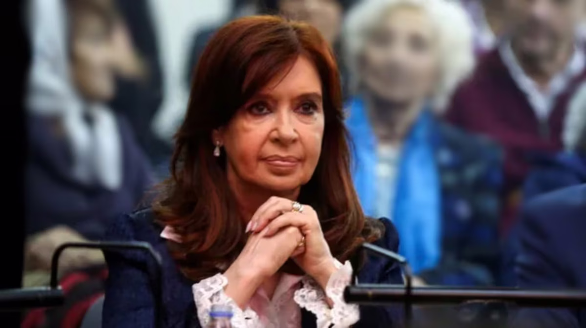Cristina Kirchner deberá ir a tribunales el martes.