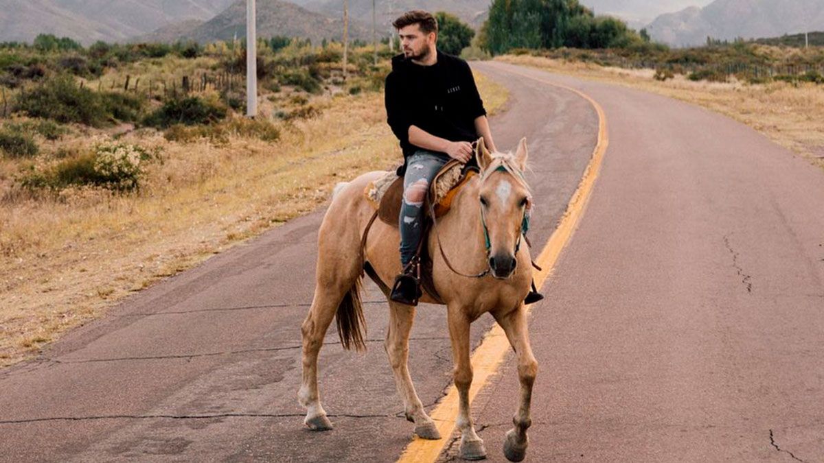 El famoso DJ neerlandés Martin Garrix compartió algunas postales de su paseo por Mendoza. (Foto @martingarrix).