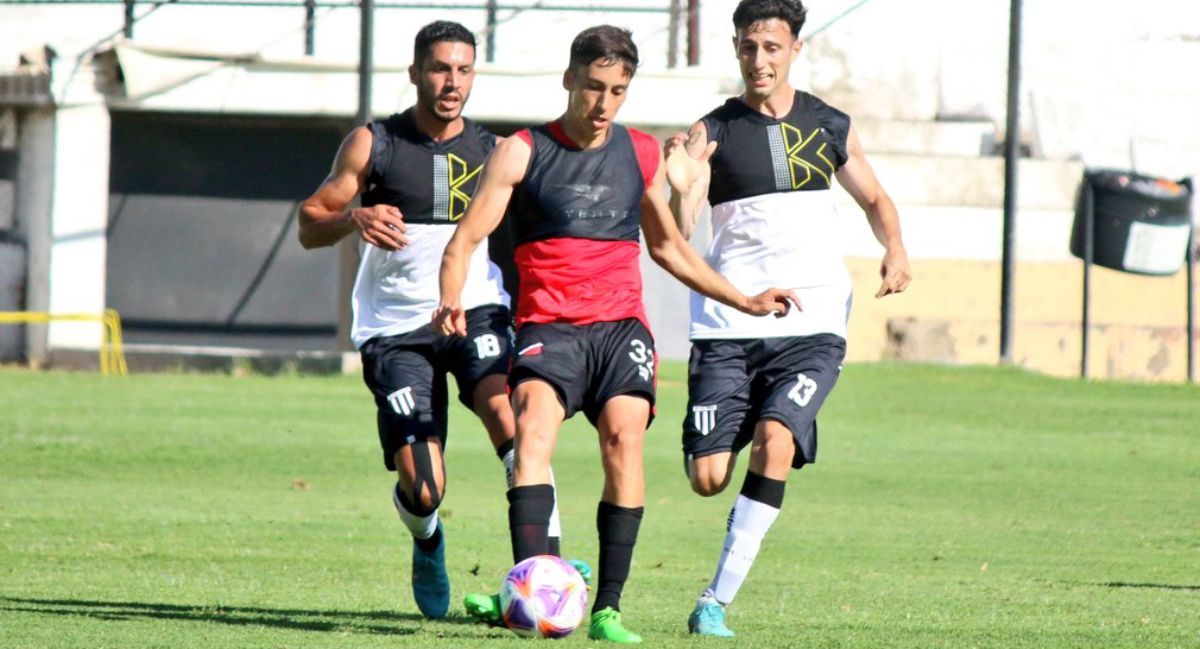 Deportivo Maipú goleó a Gimnasia y Esgrima, a una semana del inicio de la Primera Nacional