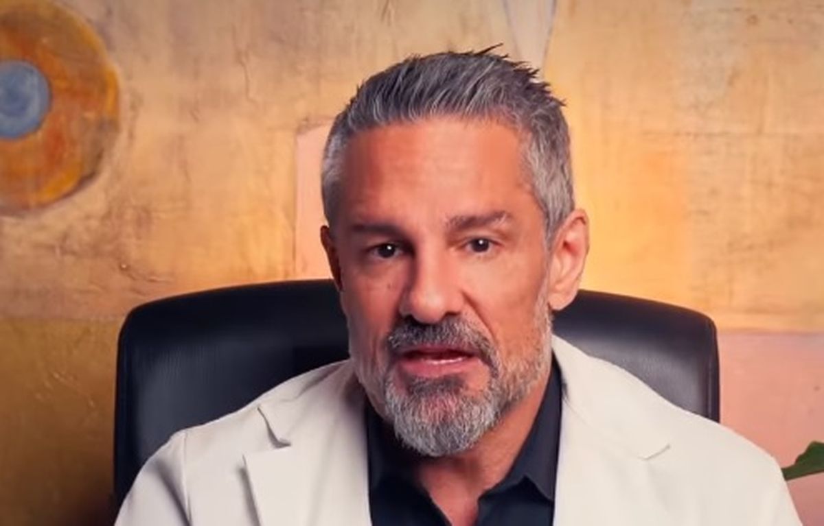 El médico David Céspedes propone una manera sencilla de que el pan sea más saludable. El médico David Céspedes propone una manera sencilla de que el pan sea más saludable.