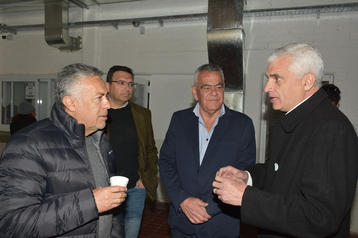 Lavalle inauguró la red de gas natural en Jocolí viejo. Lavalle inauguró la red de gas natural en Jocolí viejo.