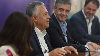 Mendoza y CABA sellaron un acuerdo por U$S 400.000 para participar en los premios Michelin Mendoza y CABA sellaron un acuerdo por U$S 400.000 para participar en los premios Michelin