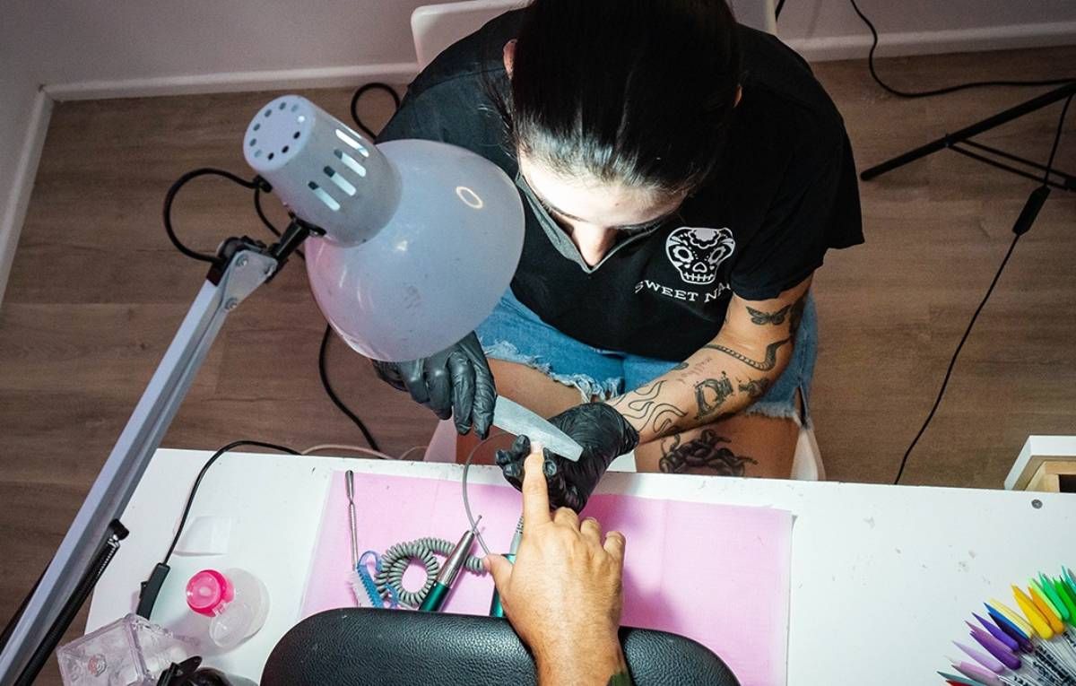 Tratamientos humectantes, uñas limpadas y sin piel en los costados. ¡Perfectas!. Tratamientos humectantes, uñas limpadas y sin piel en los costados. ¡Perfectas!.