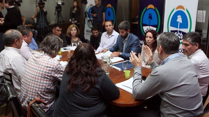 ATE rechazó la oferta salarial del Gobierno: Sitea y UPCN analizan la propuesta