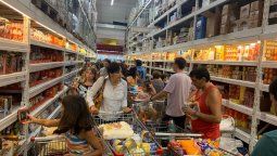 En Uruguay imitan a Moreno y congelaron los precios de la canasta en los súper