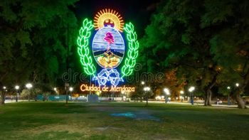 Mendoza seguirá con amaneceres oscuros tras 9 meses sin avances en la ley de huso horario Mendoza seguirá con amaneceres oscuros tras 9 meses sin avances en la ley de huso horario