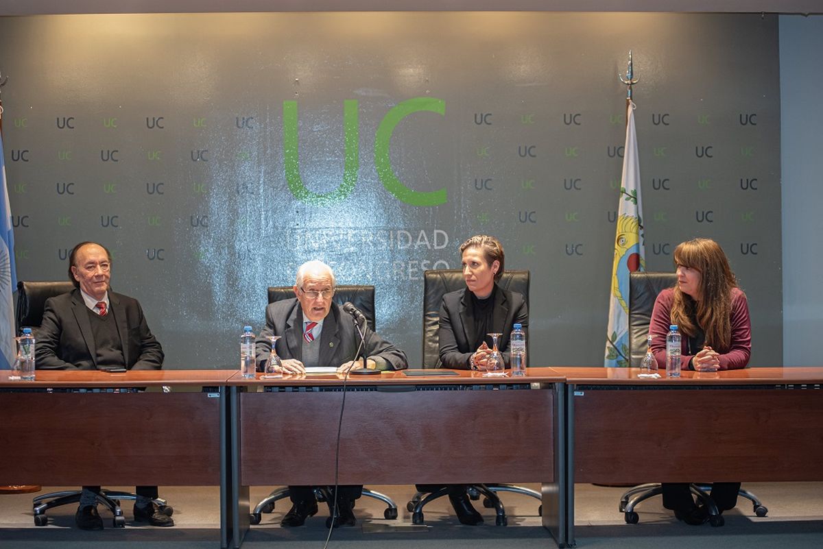 El evento reconoció a los integrantes de la sociedad mendocina que día a día se esfuerzan por cumplir los Objetivos para el Desarrollo Sostenible. El evento reconoció a los integrantes de la sociedad mendocina que día a día se esfuerzan por cumplir los Objetivos para el Desarrollo Sostenible.