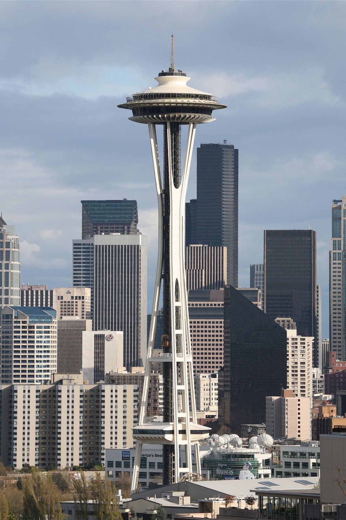 Este edificio ofrece vistas de toda la ciudad. Imagen Wikimedia. Este edificio ofrece vistas de toda la ciudad. Imagen Wikimedia.