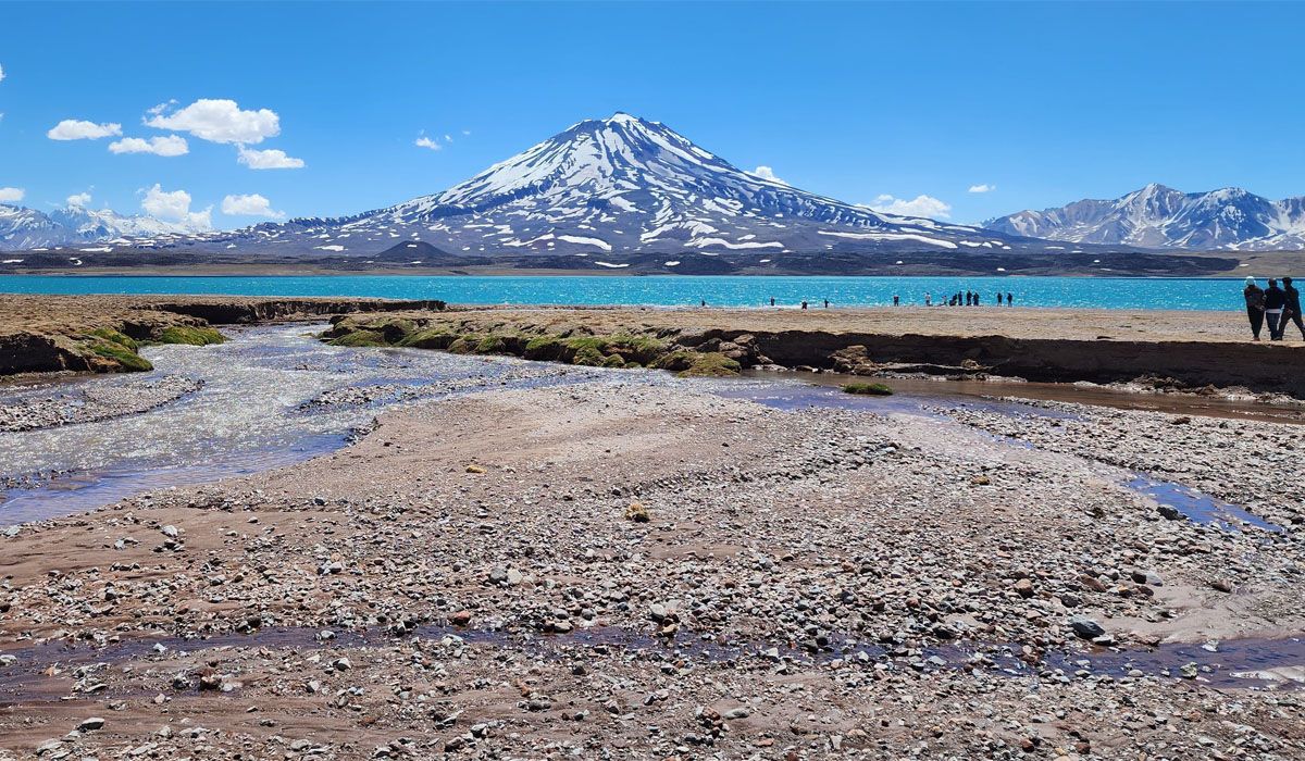 La Laguna del Diamante en San Carlos, Mendoza. Precios desde $2.640. La Laguna del Diamante en San Carlos, Mendoza. Precios desde $2.640.