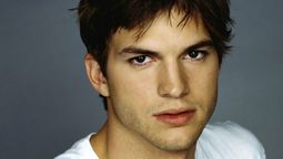 Ashton Kutcher es una bomba con esta gran película de amor