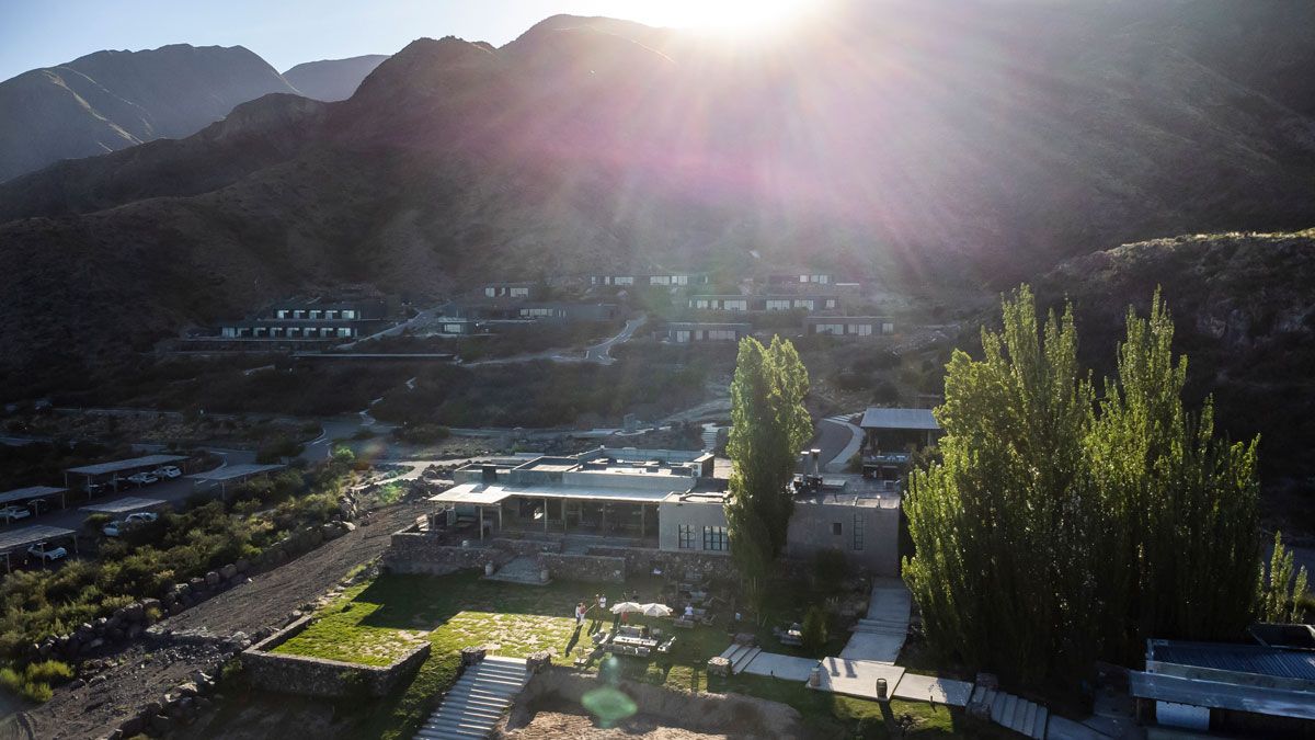 Isidris Sunset inaugura su temporada 2026 con dos fechas exclusivas en Puesto del Indio