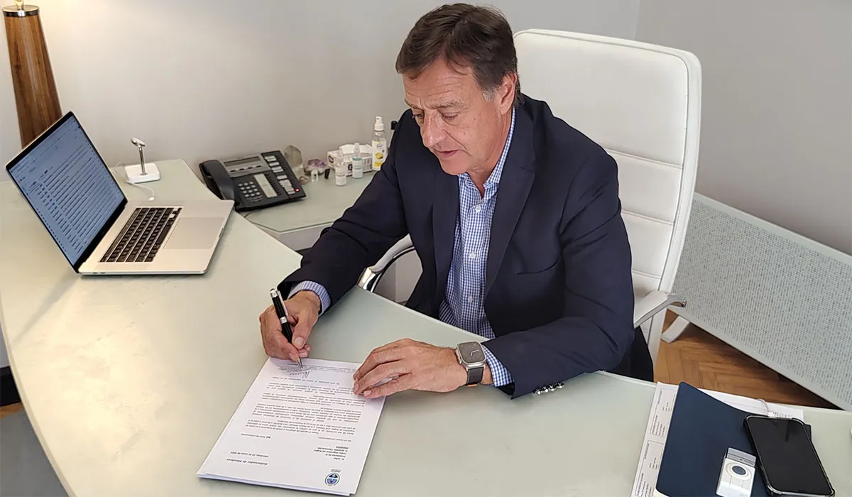 Suarez inició el reclamo el 2 de junio. Suarez inició el reclamo el 2 de junio.