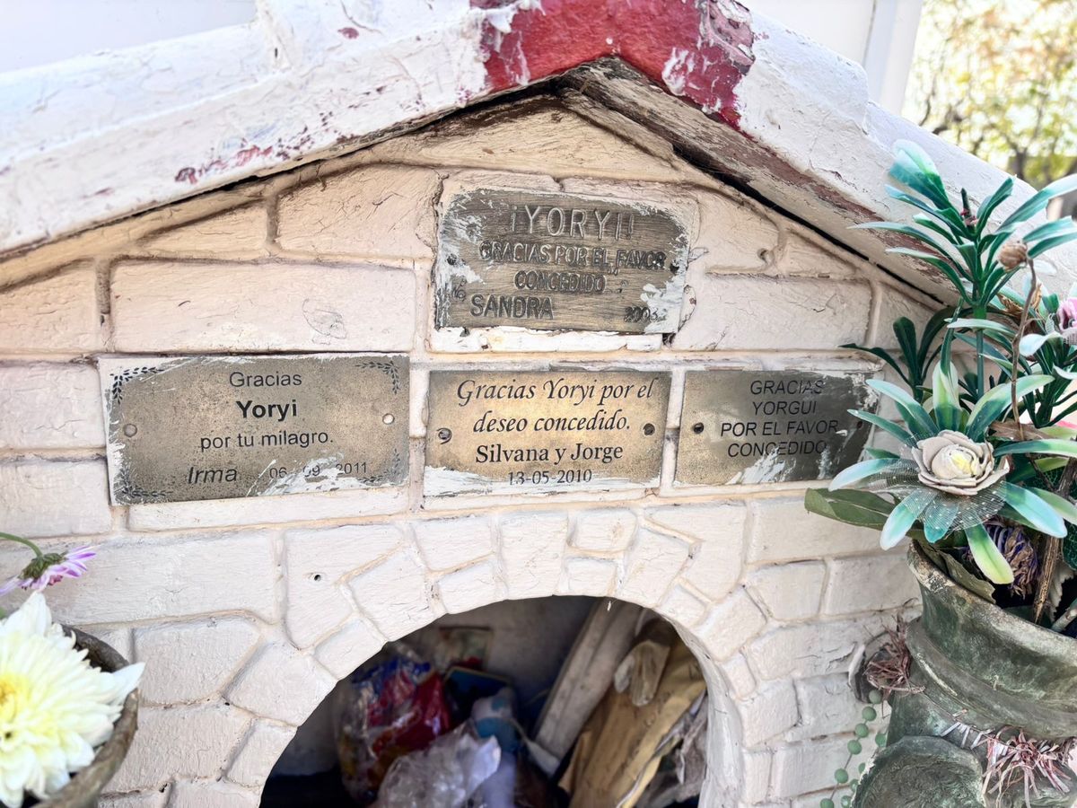 La tumba de Yoryi Godoy, asesinado en 1996 por los padres. Fotos: Matías Pascualetti La tumba de Yoryi Godoy, asesinado en 1996 por los padres. Fotos: Matías Pascualetti