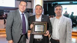 El presidente de ADIMRA, Elio Del Ré, junto al presidente y el vicepresidente 1° de ASINMET, Fabián Solís y Mariano Guizzo, respectivamente.