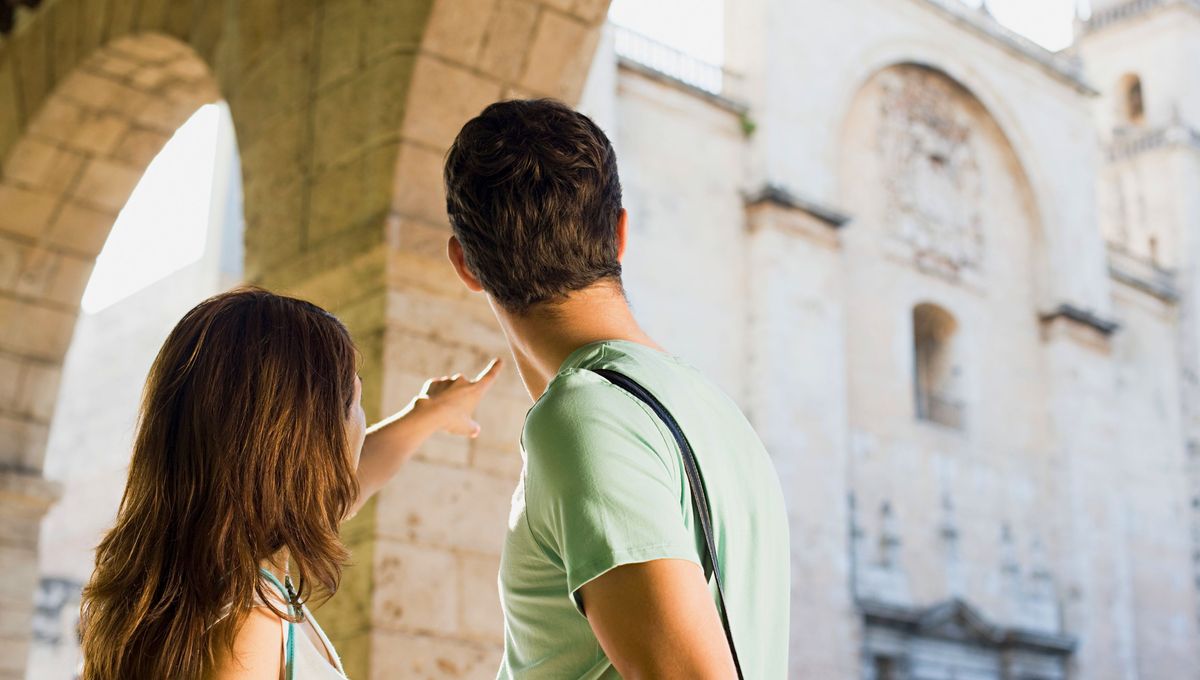 Es un idioma complejo, antiguo, romántico y cargado de historia. Es un idioma complejo, antiguo, romántico y cargado de historia. 