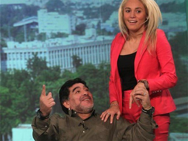 Maradona lanzó “De Zurda” en La Habana: mirá el primer programa
