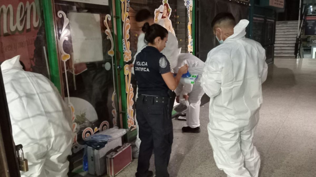 El día que comenzó a investigar el crimen en la galería Tonsa.