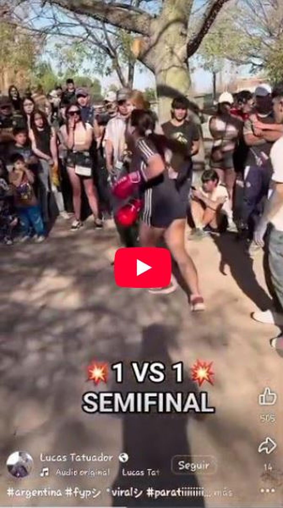 Se viralizó el video de dos mujeres a las piñas en un evento organizado en un espacio público, posiblemente a cambio de dinero. 